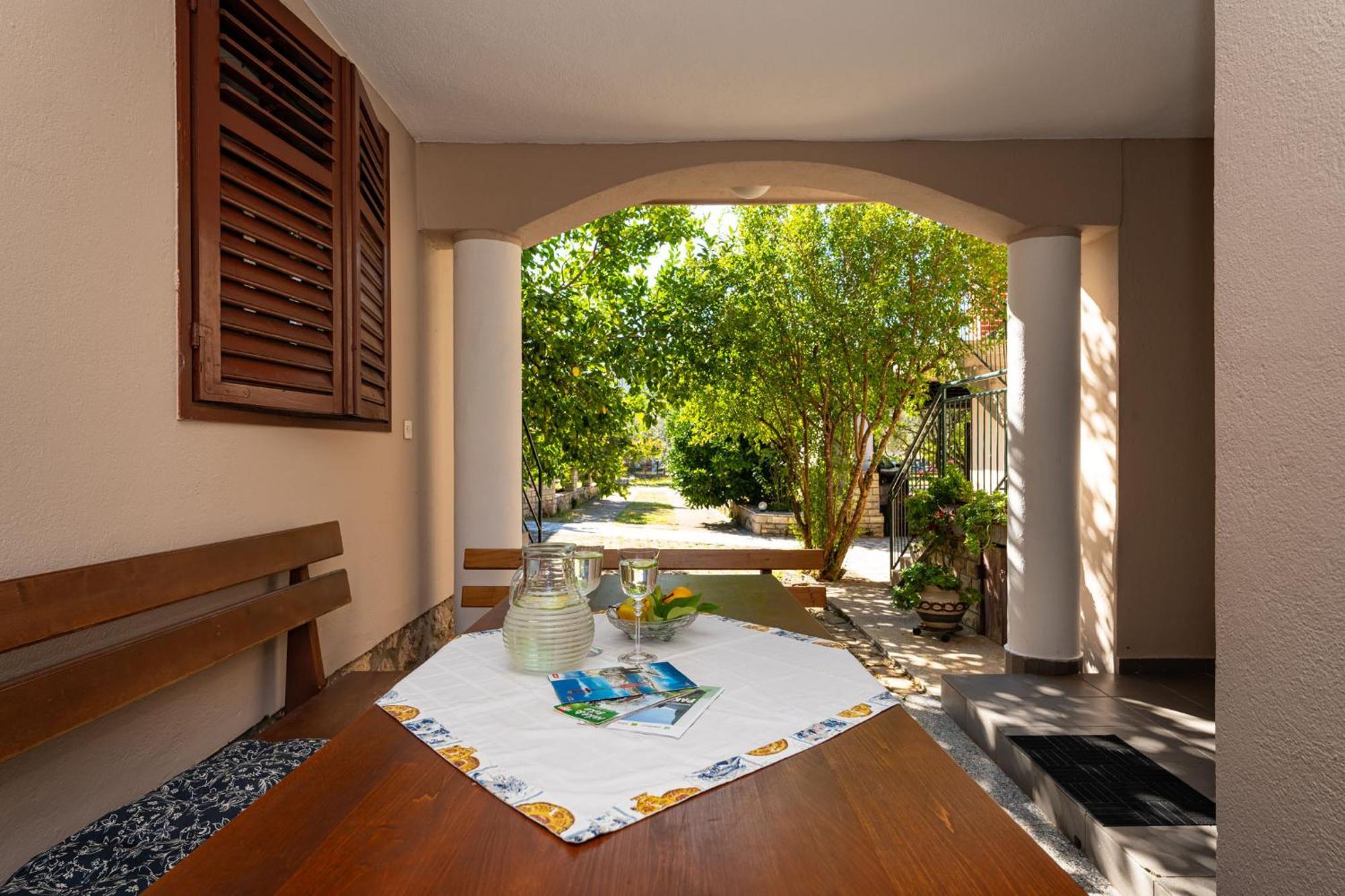 Apartments Adriana Stari Grad Szoba fotó